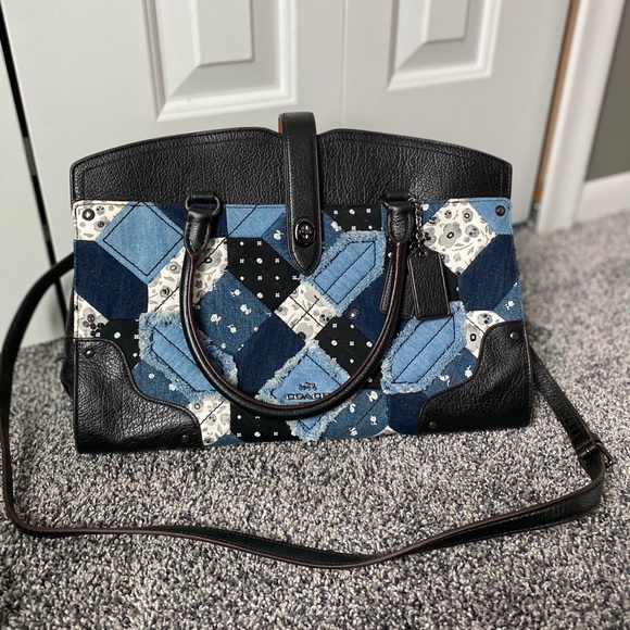 Coach Handbags - Coach shoulder and/or crossbody purse